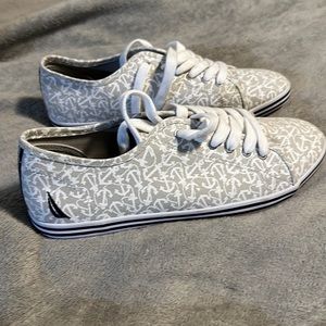 Nautica Lanyard Anchor Print Canvas Sneakers Size 8
